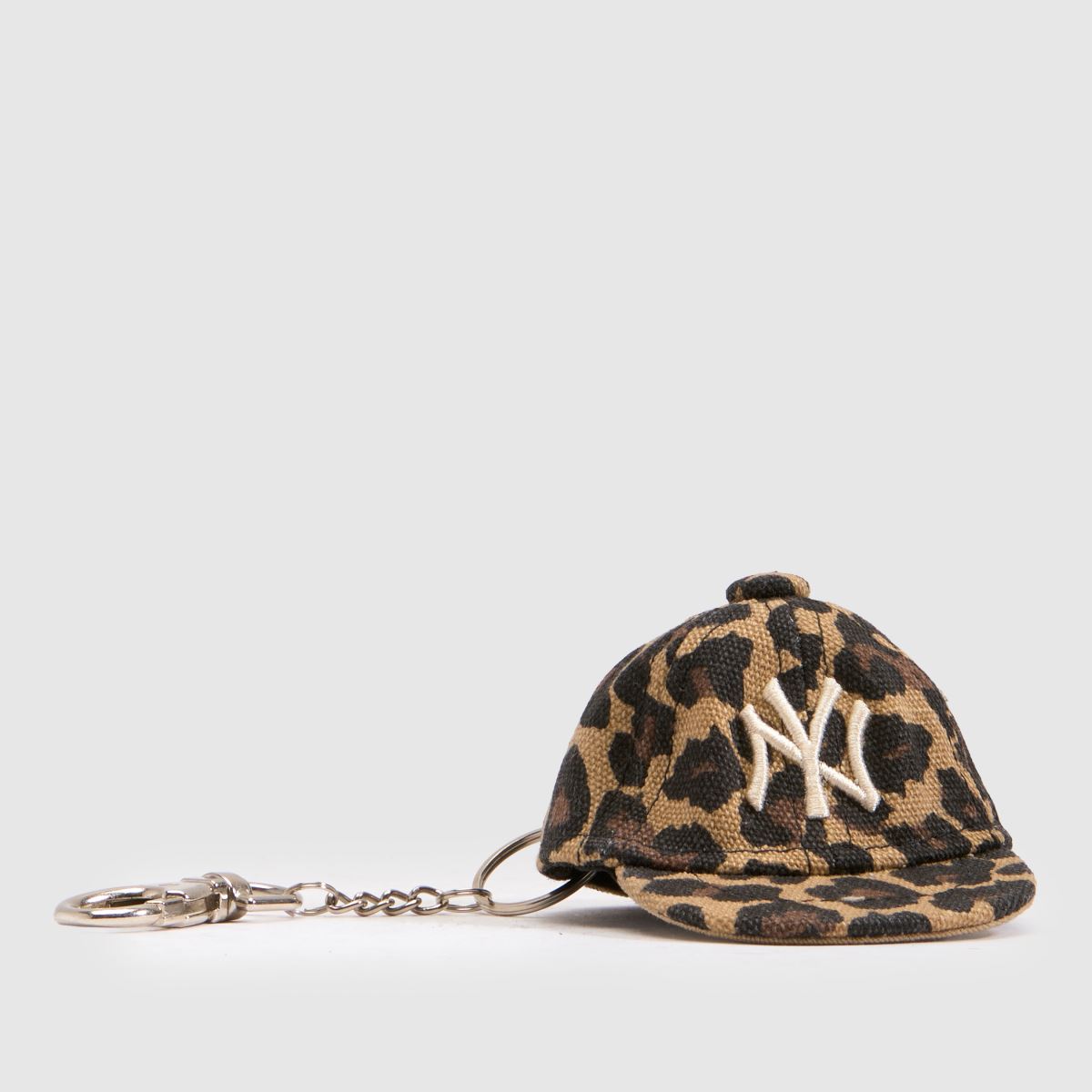 New Era Leopard Cap Keychain in Print New Era Leopard Cap Keychain 1