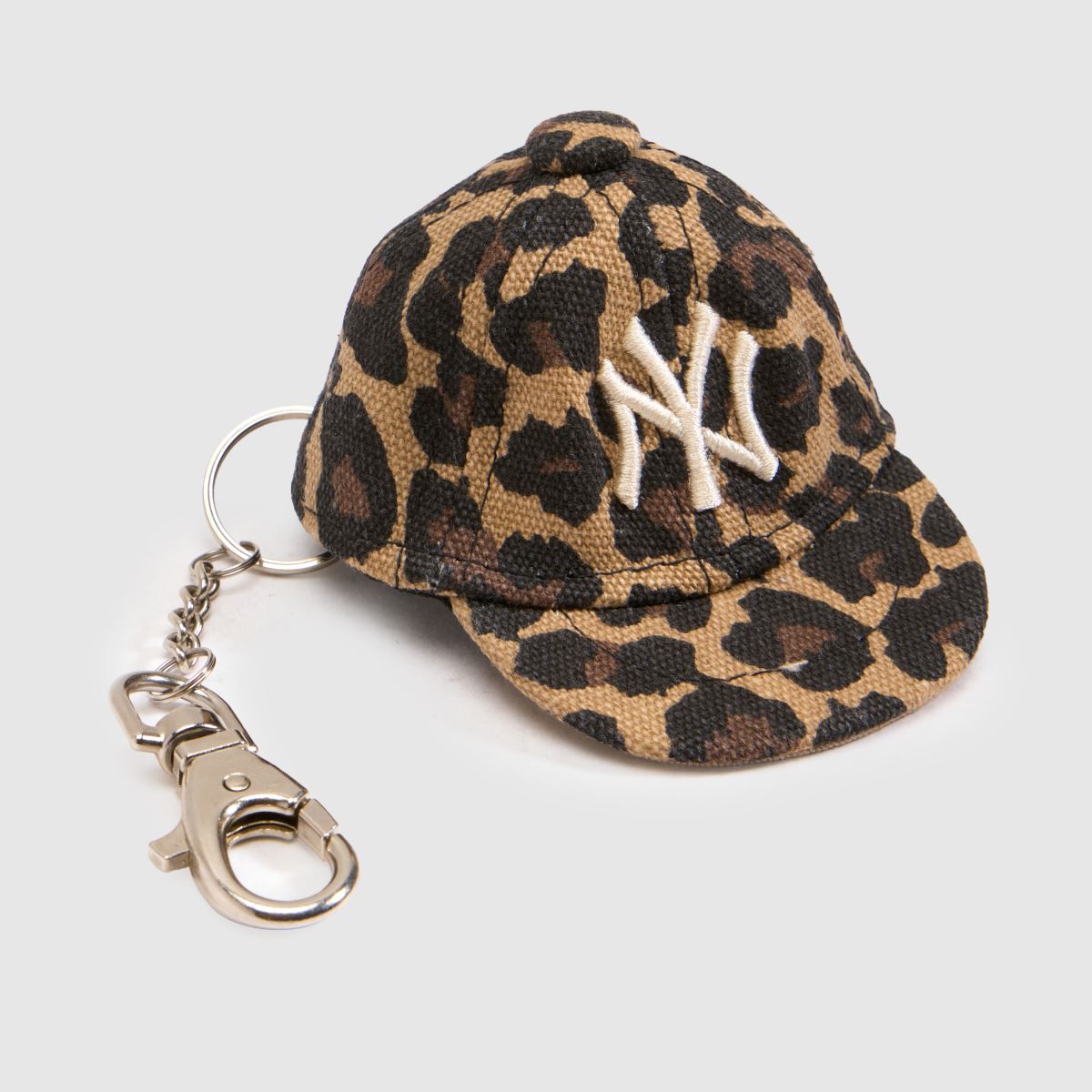New Era Leopard Cap Keychain in Print New Era Leopard Cap Keychain 4