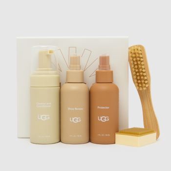UGG Clear Care Kit Shoe Care