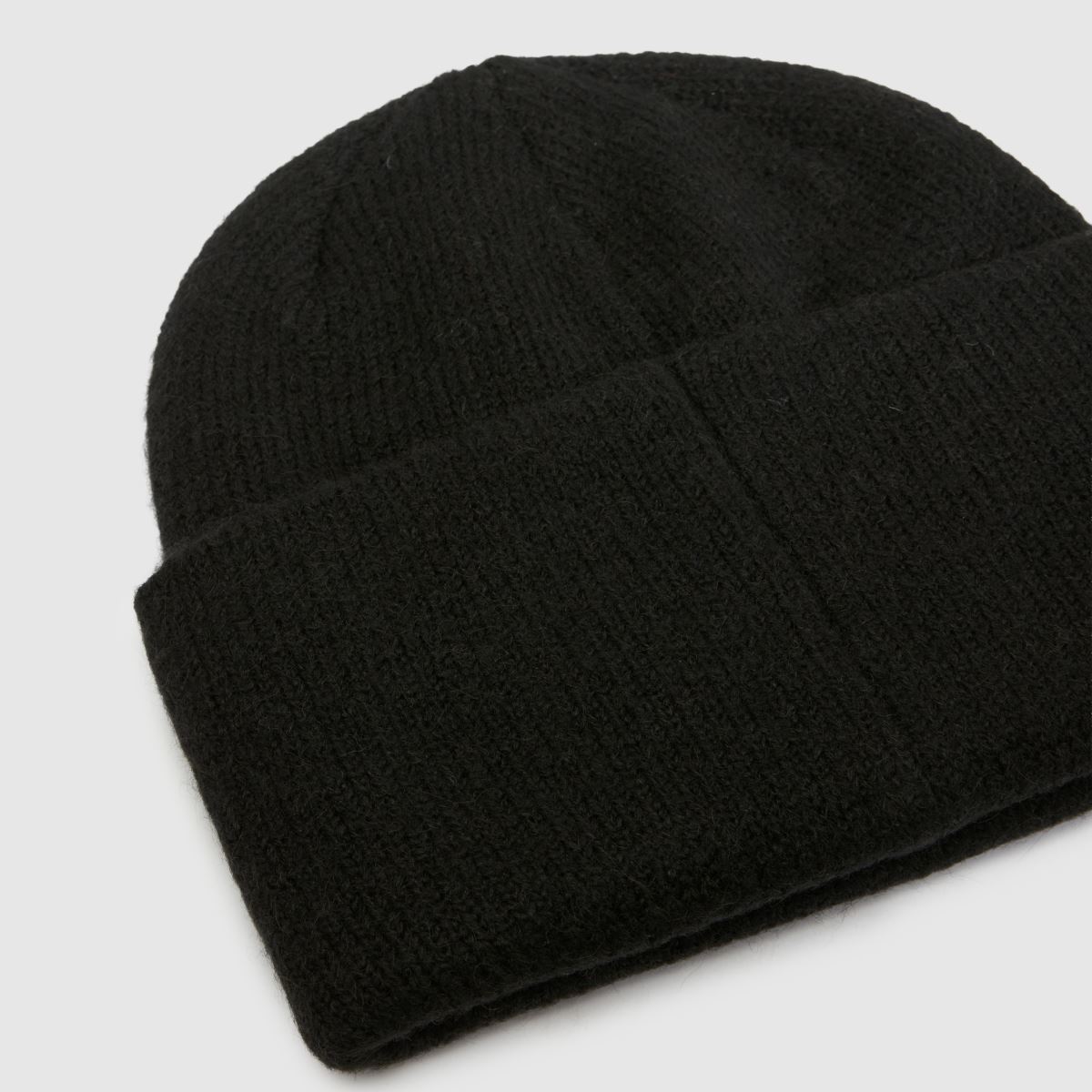 UGG Logo Beanie in Black UGG Logo Beanie 4