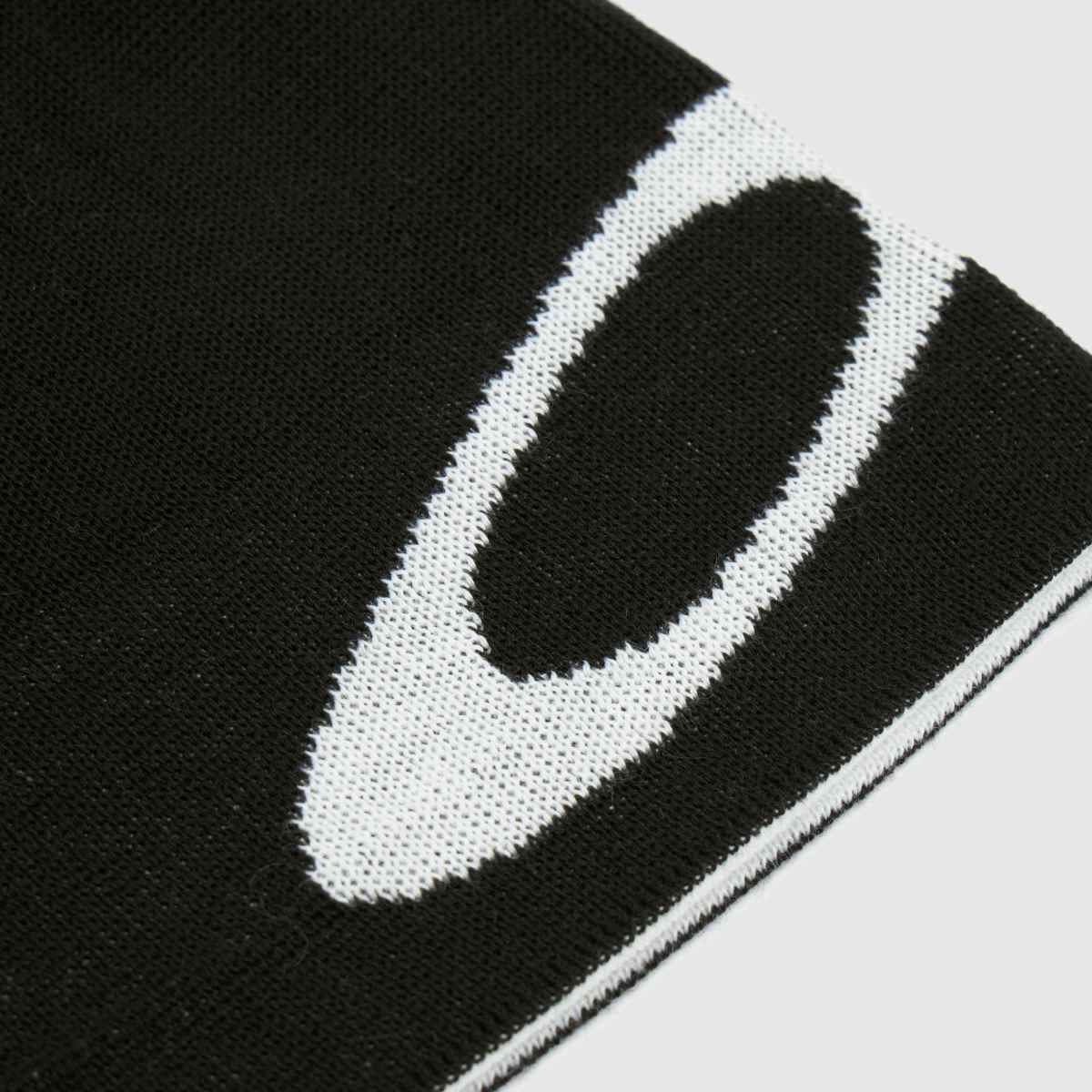 Oakley Ellipse Beanie in Black & White Oakley Ellipse Beanie 4