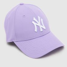New Era League Essential 9FORTY Cap in Lilac New Era League Essential 9FORTY Cap,2 of 4