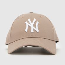 New Era League Essential 9FORTY Cap in Beige Multi New Era League Essential 9FORTY Cap,1 of 4