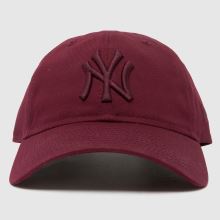 New Era League Essential 9TWENTY Cap in Burgundy New Era League Essential 9TWENTY Cap,1 of 4