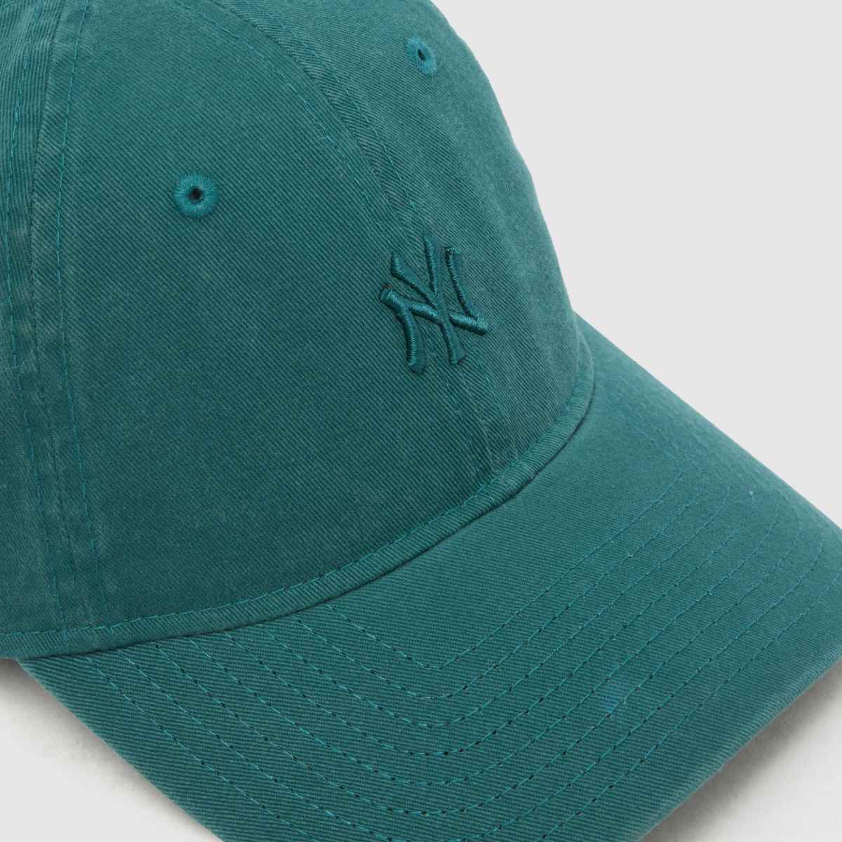 New Era NY Yankees 9TWENTY Cap in Turquoise New Era NY Yankees 9TWENTY Cap 7