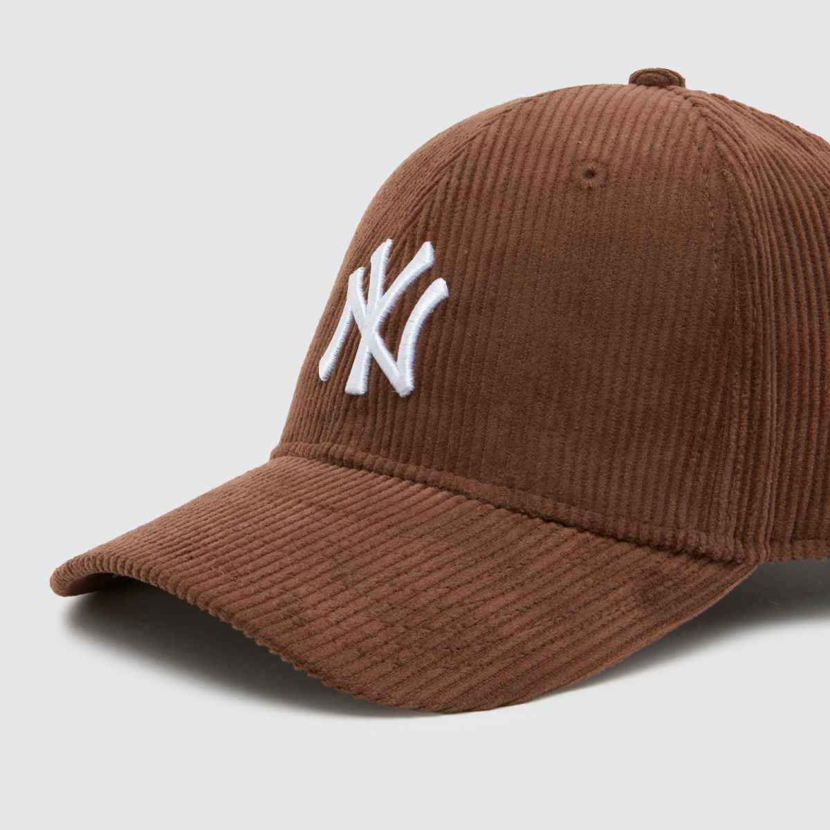 New Era Cord 9FORTY M-Crown Cap in Brown New Era Cord 9FORTY M-Crown Cap 1