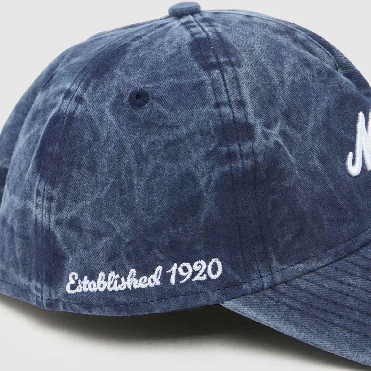 New Era 9TWENTY Denim Cap in Navy New Era 9TWENTY Denim Cap 4