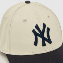 New Era 9FORTY Colourblock Cap in Navy Multi New Era 9FORTY Colourblock Cap,2 of 4