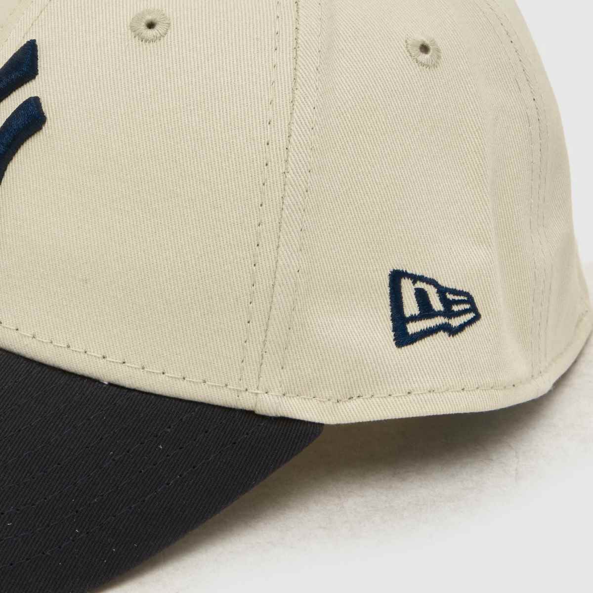 New Era 9FORTY Colourblock Cap in Navy Multi New Era 9FORTY Colourblock Cap 4