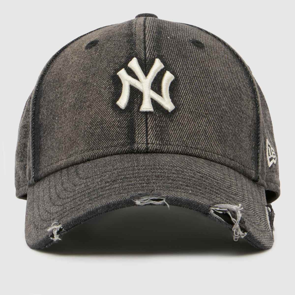 New Era Black 9FORTY Denim Distressed Cap