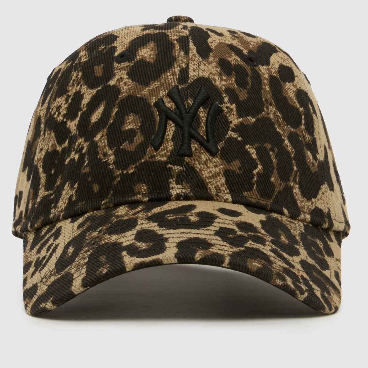 New Era 9TWENTY Leopard Cap in Print New Era 9TWENTY Leopard Cap