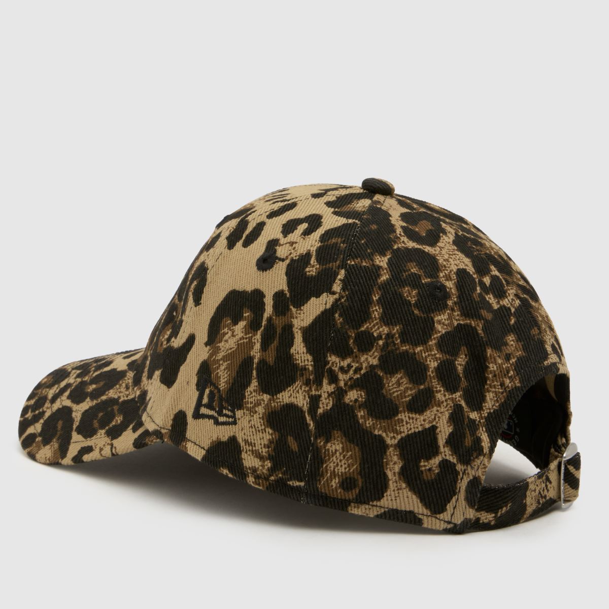 New Era 9TWENTY Leopard Cap in Print New Era 9TWENTY Leopard Cap 4