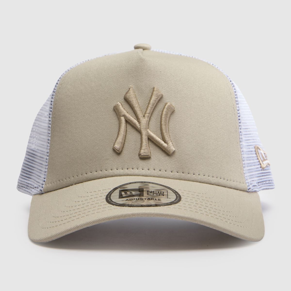 New Era Trucker Cap in Beige New Era Trucker Cap