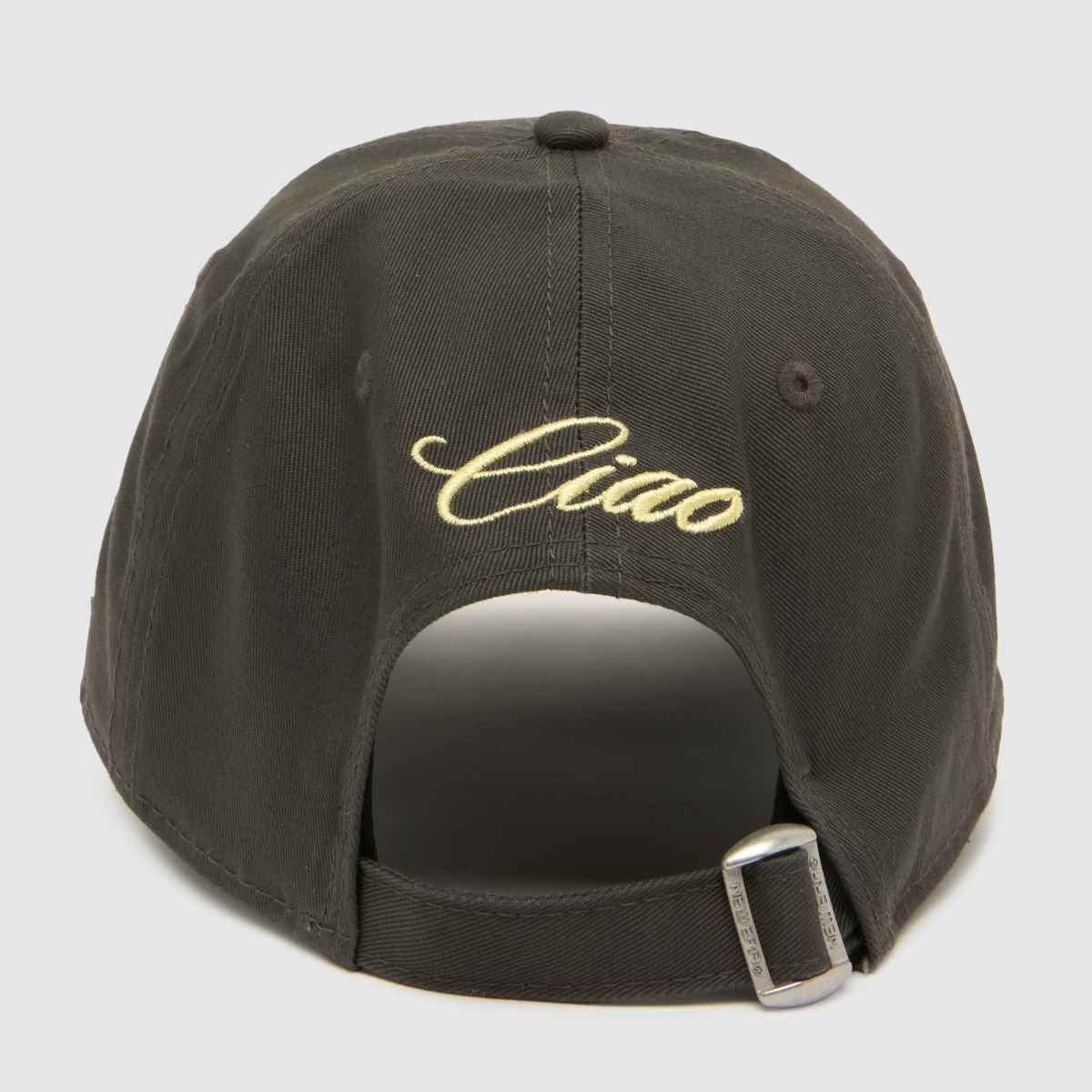 New Era 9TWENTY Yankees Slogan Cap in Brown Multi New Era 9TWENTY Yankees Slogan Cap 7