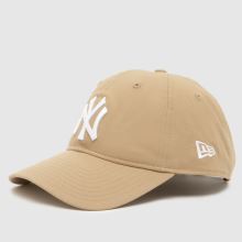 New Era 9TWENTY League Essential Cap in Tan New Era 9TWENTY League Essential Cap,2 of 4