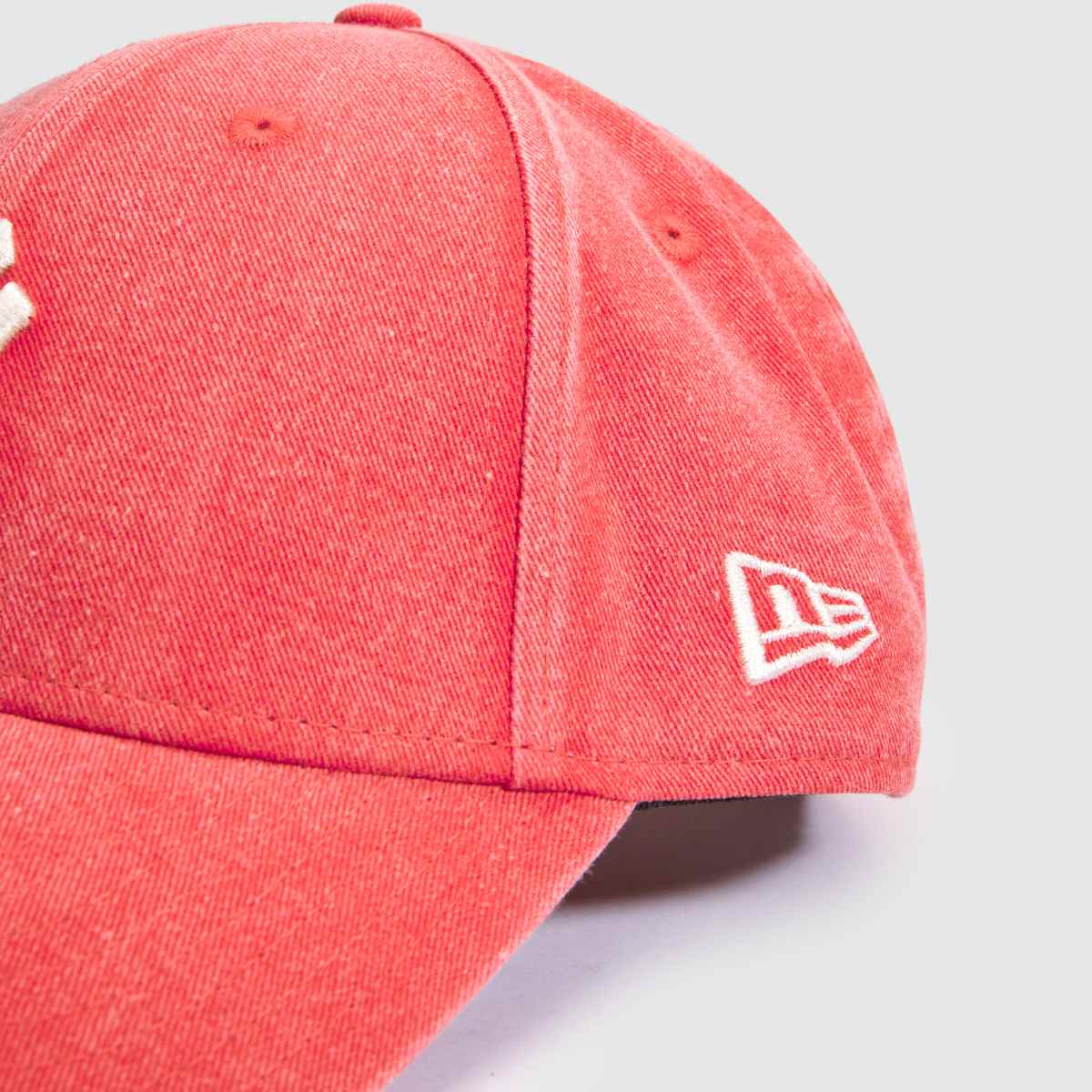 New Era 9FORTY Midi Logo Cap in Red New Era 9FORTY Midi Logo Cap 4
