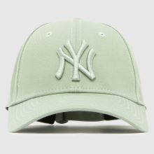 New Era 9FORTY Cap in Light Green New Era 9FORTY Cap,1 of 4