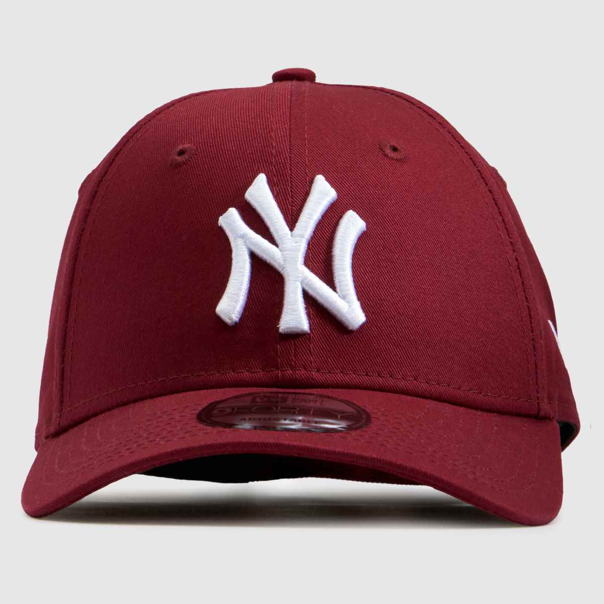New Era League Essential 9FORTY Cap in Red New Era League Essential 9FORTY Cap