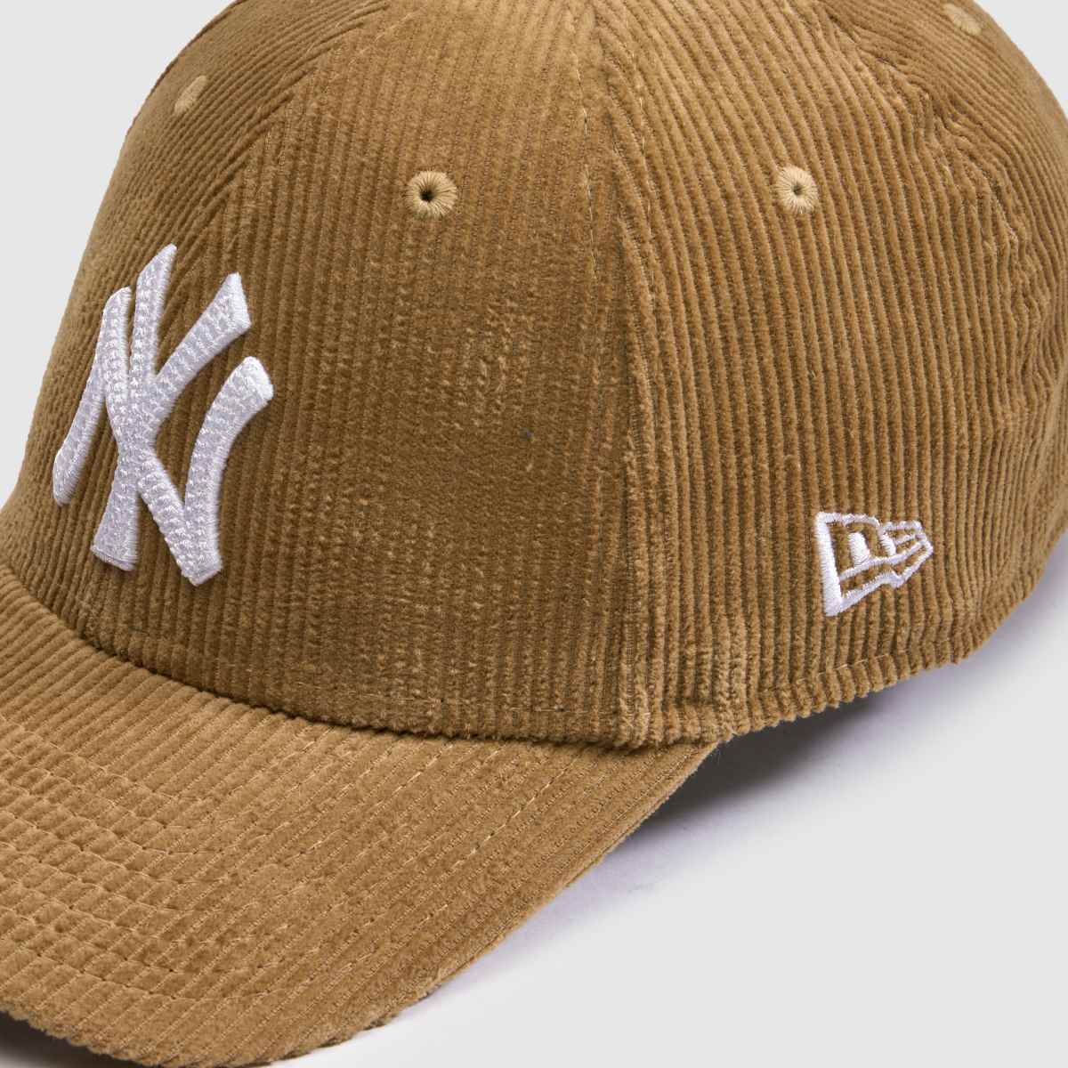 New Era 9FORTY M-Crown Cord Cap in Taupe New Era 9FORTY M-Crown Cord Cap 4