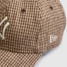 New Era 9TWENTY Houndstooth Cap in Print New Era 9TWENTY Houndstooth Cap,3 of 4
