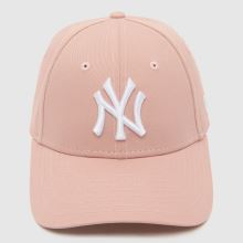 New Era 9FORTY League Essential Cap in Pink New Era 9FORTY League Essential Cap,4 of 4