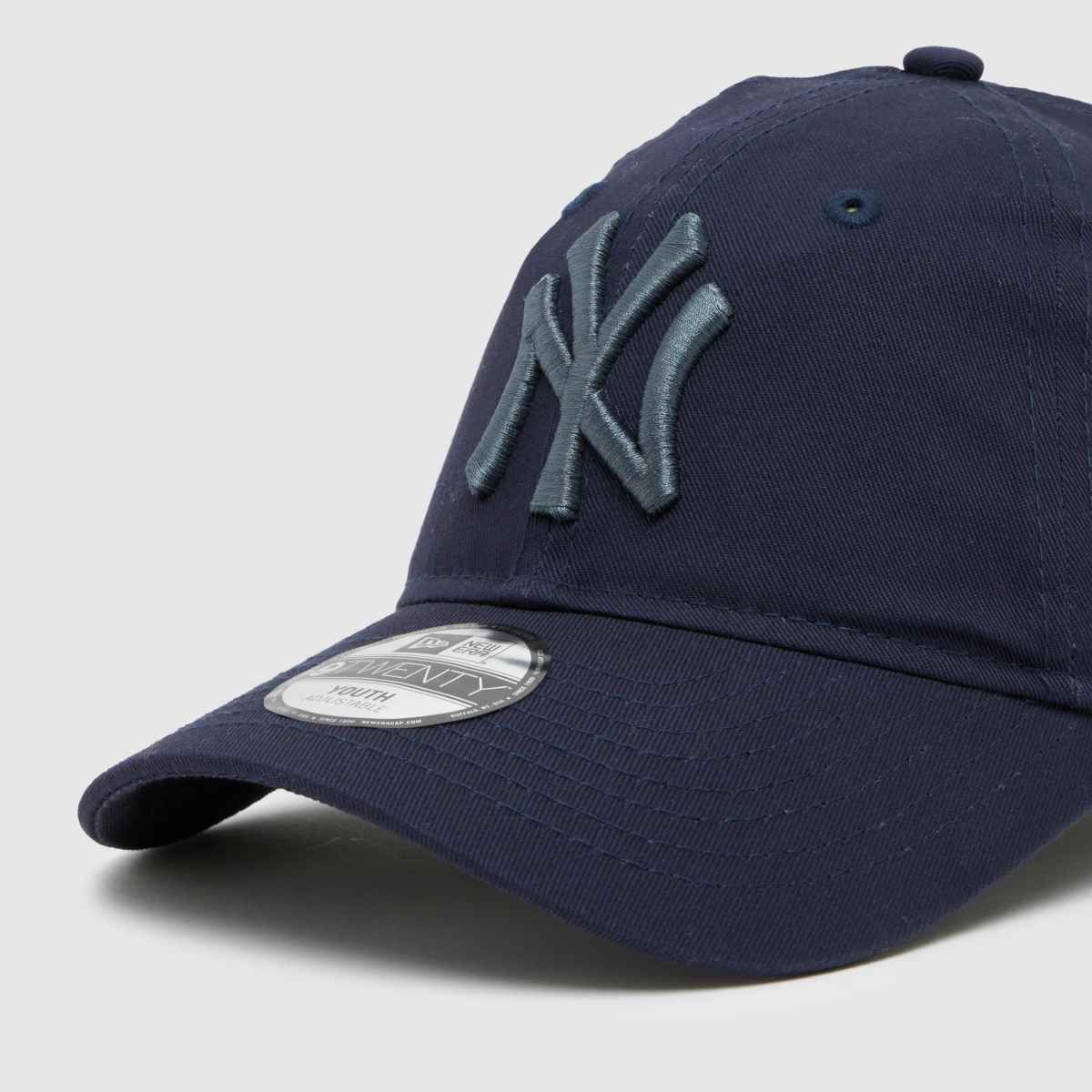 New Era Kids Essential 9TWENTY in Navy New Era Kids Essential 9TWENTY 1