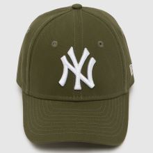 New Era 9FORTY Cap in Khaki New Era 9FORTY Cap,3 of 4