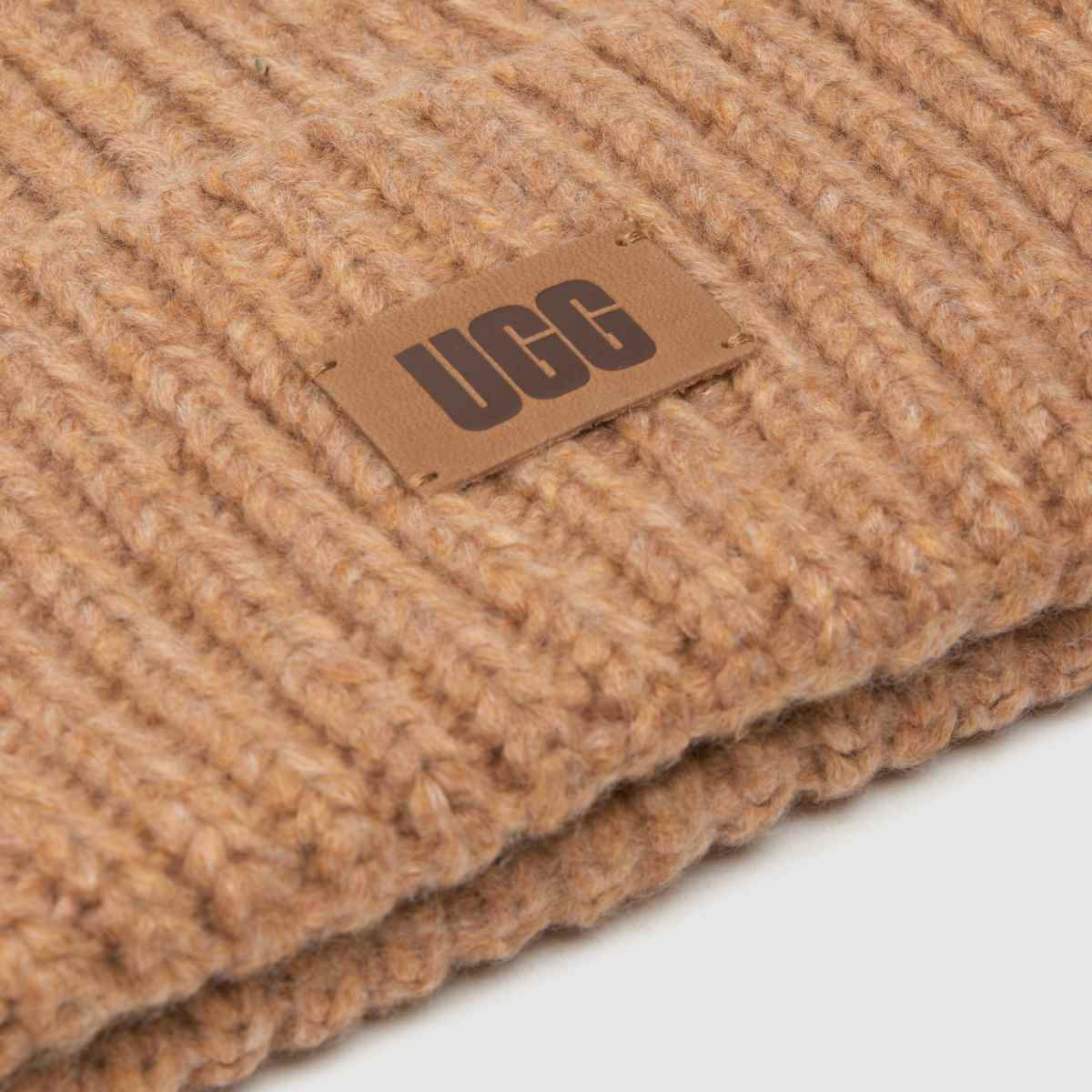 UGG Kids Chunky Rib Beanie in Tan UGG Kids Chunky Rib Beanie 4