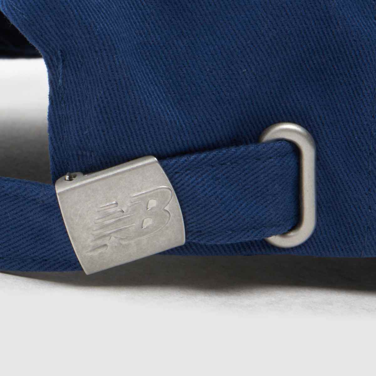 New Balance Kids Small Logo Cap in Navy New Balance Kids Small Logo Cap 7