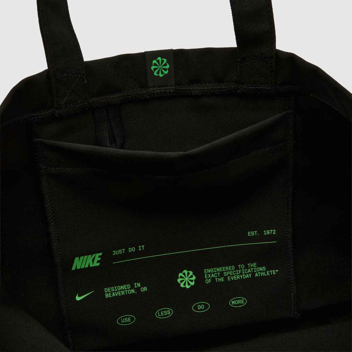 Nike Heritage Tote Bag in Black Nike Heritage Tote Bag 7