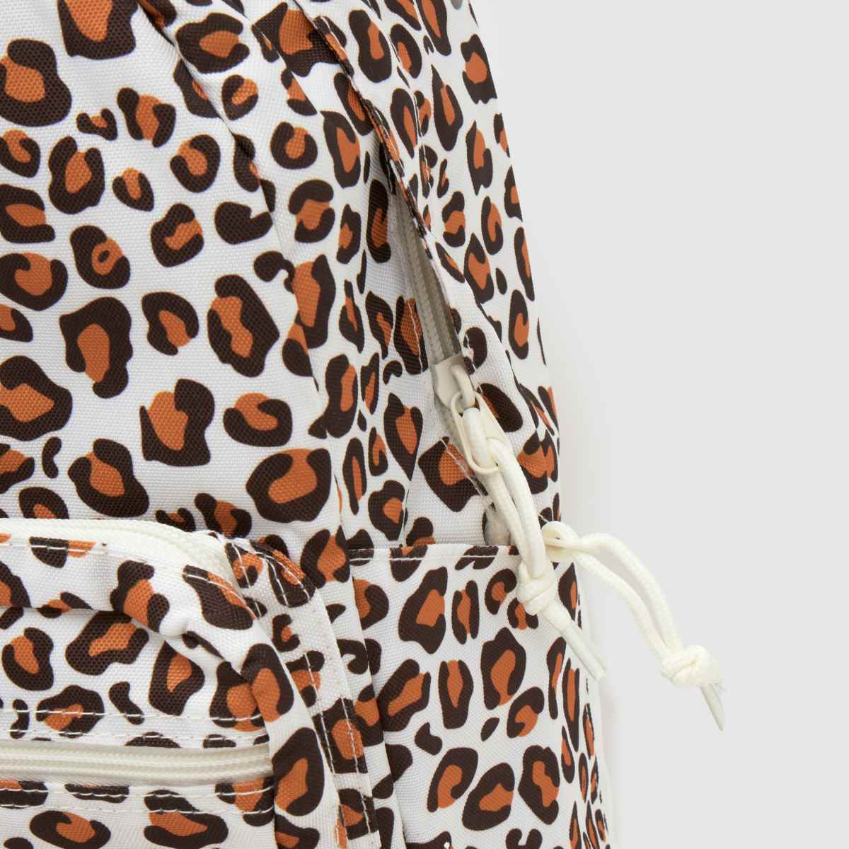 Converse Go 2 Leopard Backpack in Print Converse Go 2 Leopard Backpack 4