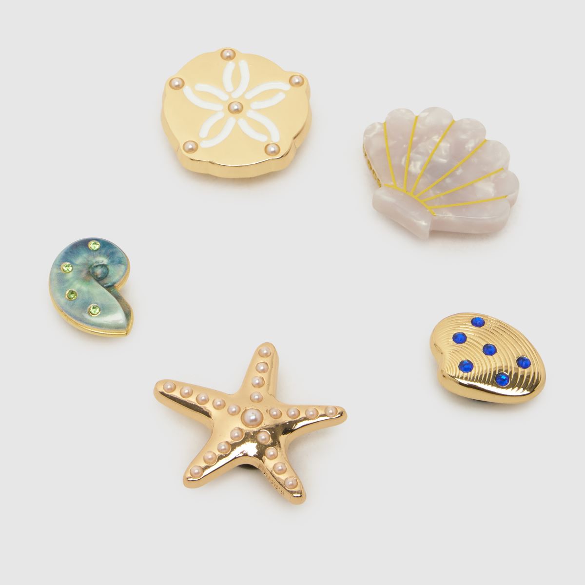 Crocs Jibbitz Seashell 5 Pack in Gold Crocs Jibbitz Seashell 5 Pack 1