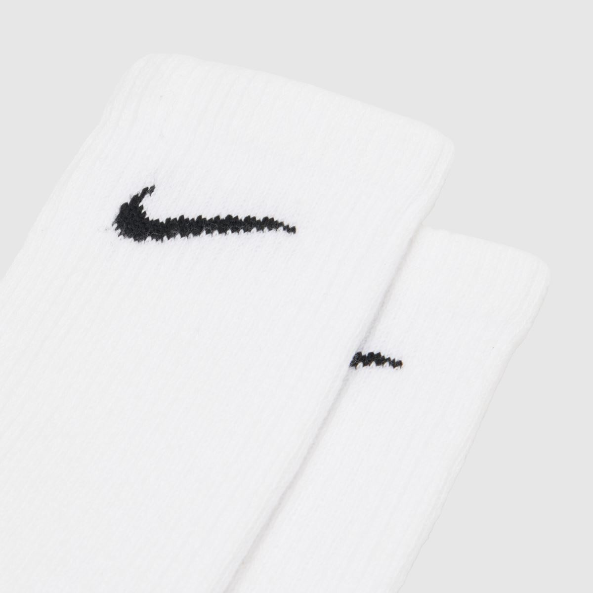 white nike socks size 6