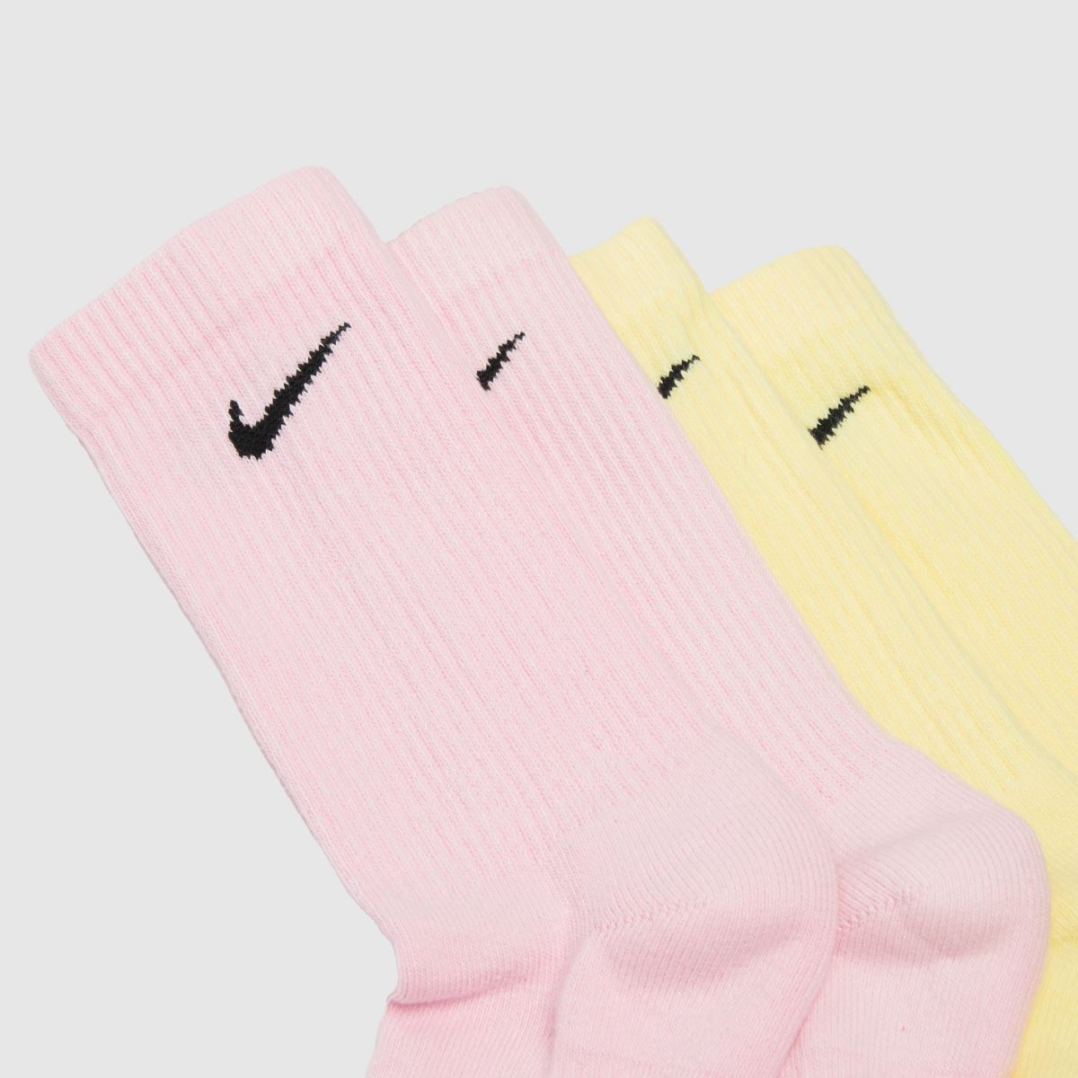 Nike Kids Crew Socks Pack in Multi