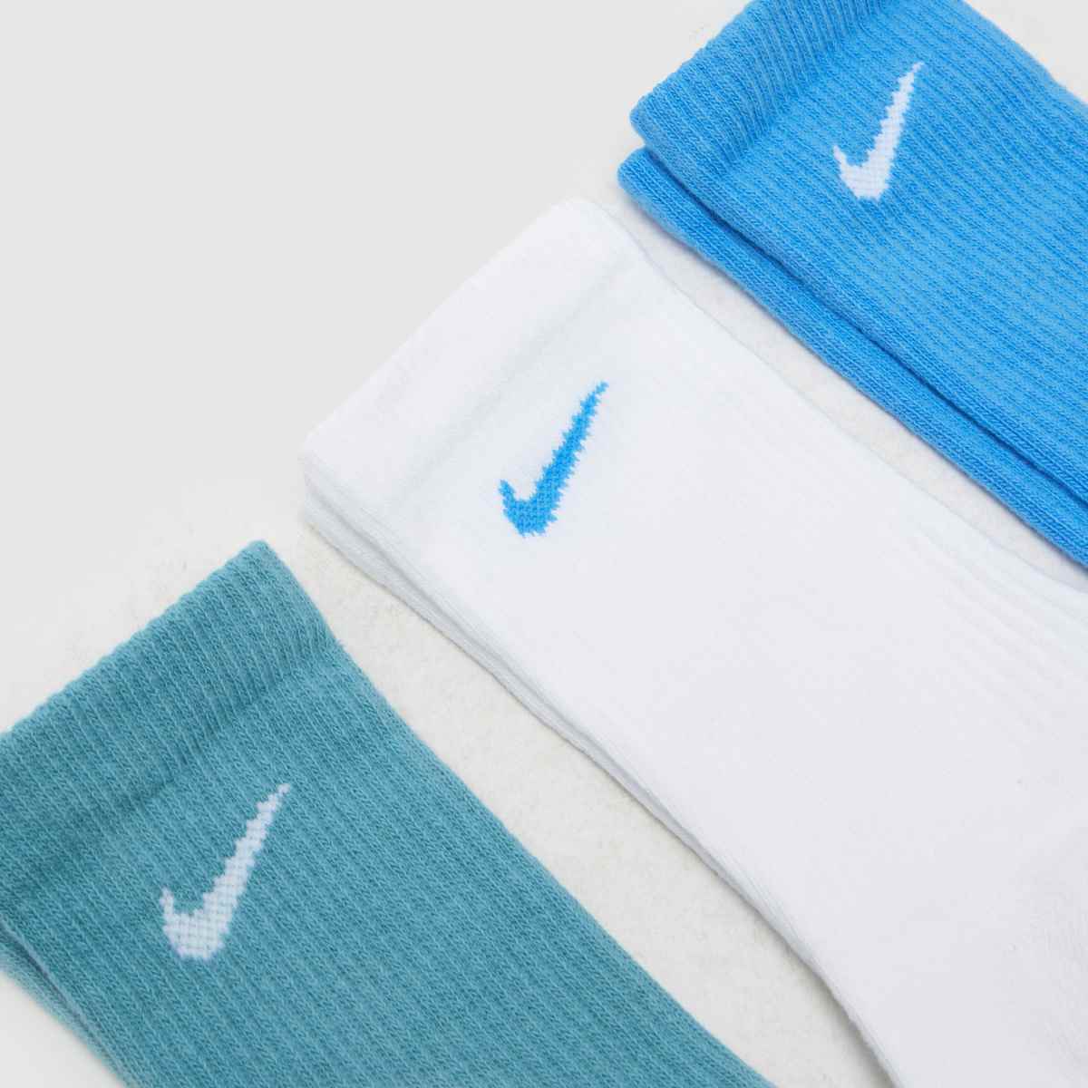 Long White And Blue Nike Socks Blue Nike Kids Everyday Crew Sock