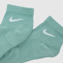 Nike Kids Everyday Ankle Sock 6 PK in Multi Nike Kids Everyday Ankle Sock 6 PK,3 of 4