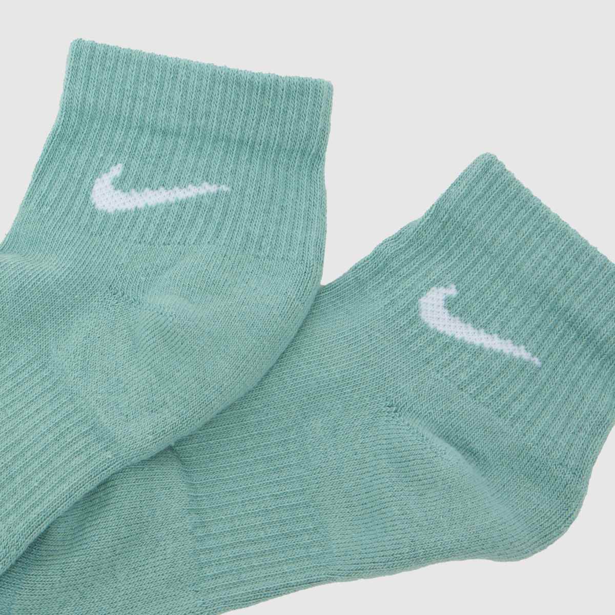 Nike Kids Everyday Ankle Sock 6 PK in Multi Nike Kids Everyday Ankle Sock 6 PK 4