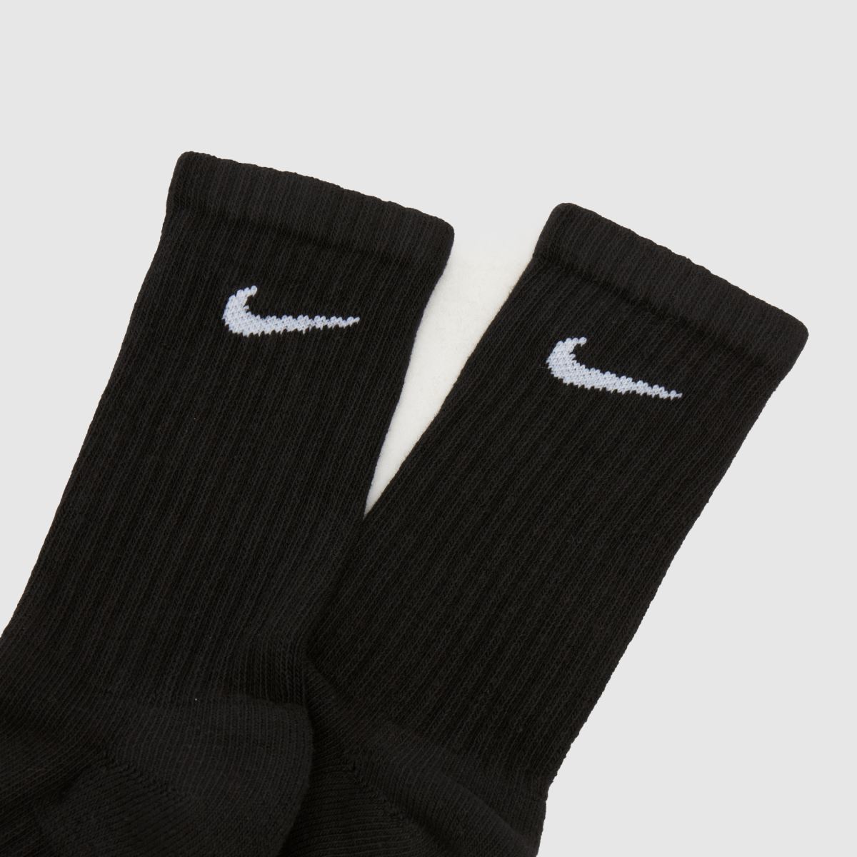 Nike Kids Crew Socks 3 Pack in Black & White Nike Kids Crew Socks 3 Pack 4