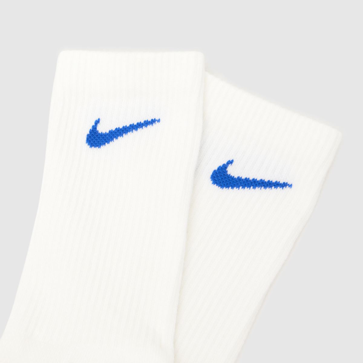 Nike Kids Crew Socks 6PK in White Multi Nike Kids Crew Socks 6PK 4
