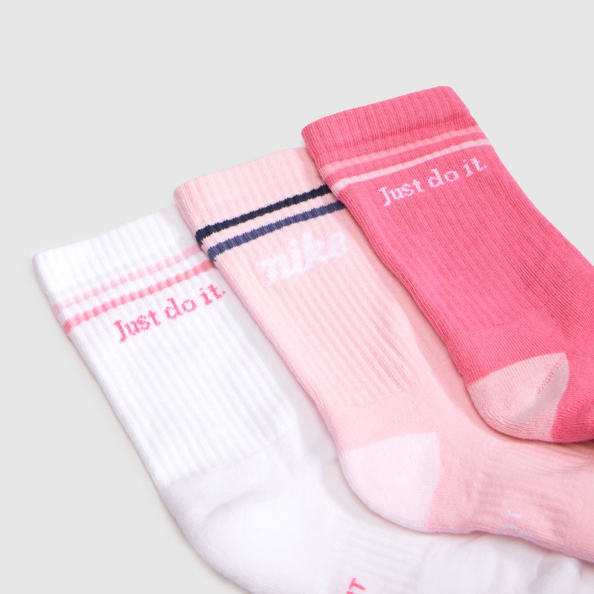 Nike Kids Cushion Crew Sock 6 Pack in Pink Multi Nike Kids Cushion Crew Sock 6 Pack 4