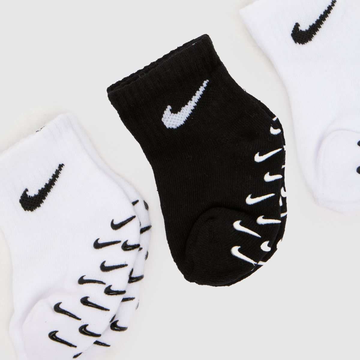 Nike Infant Grip Swoosh Socks 3PK in White & Black Nike Infant Grip Swoosh Socks 3PK 1