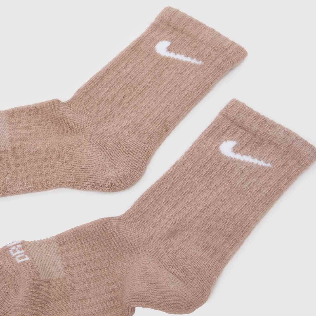 Nike Kids Basic Crew Socks 6 Pack in Beige Multi Nike Kids Basic Crew Socks 6 Pack 1