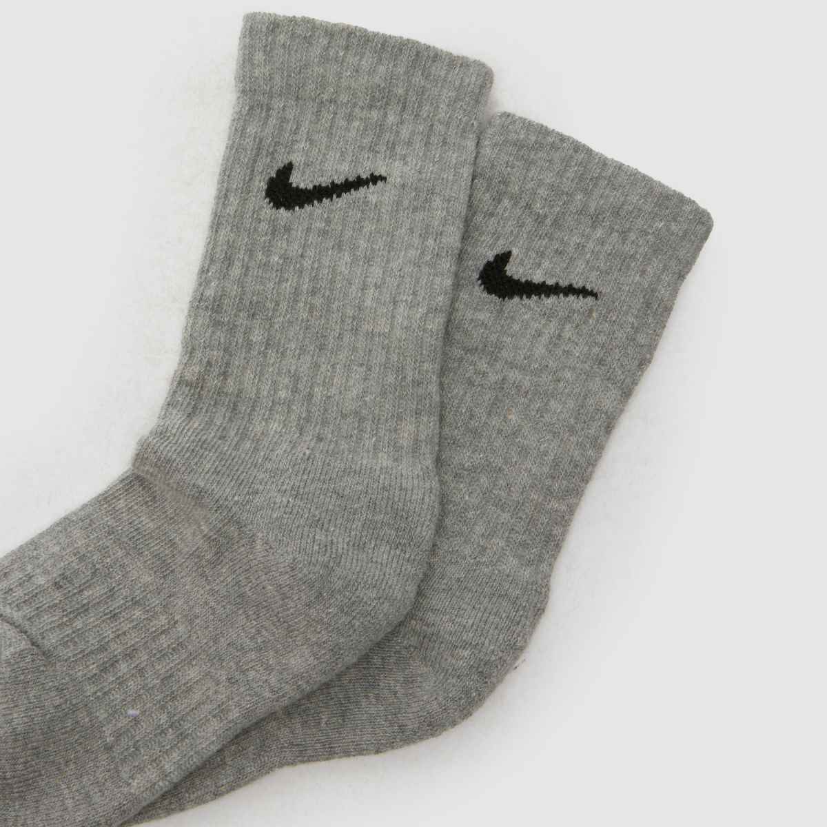 Nike Kids Basic Crew Socks 6 Pack in Multi Nike Kids Basic Crew Socks 6 Pack 4