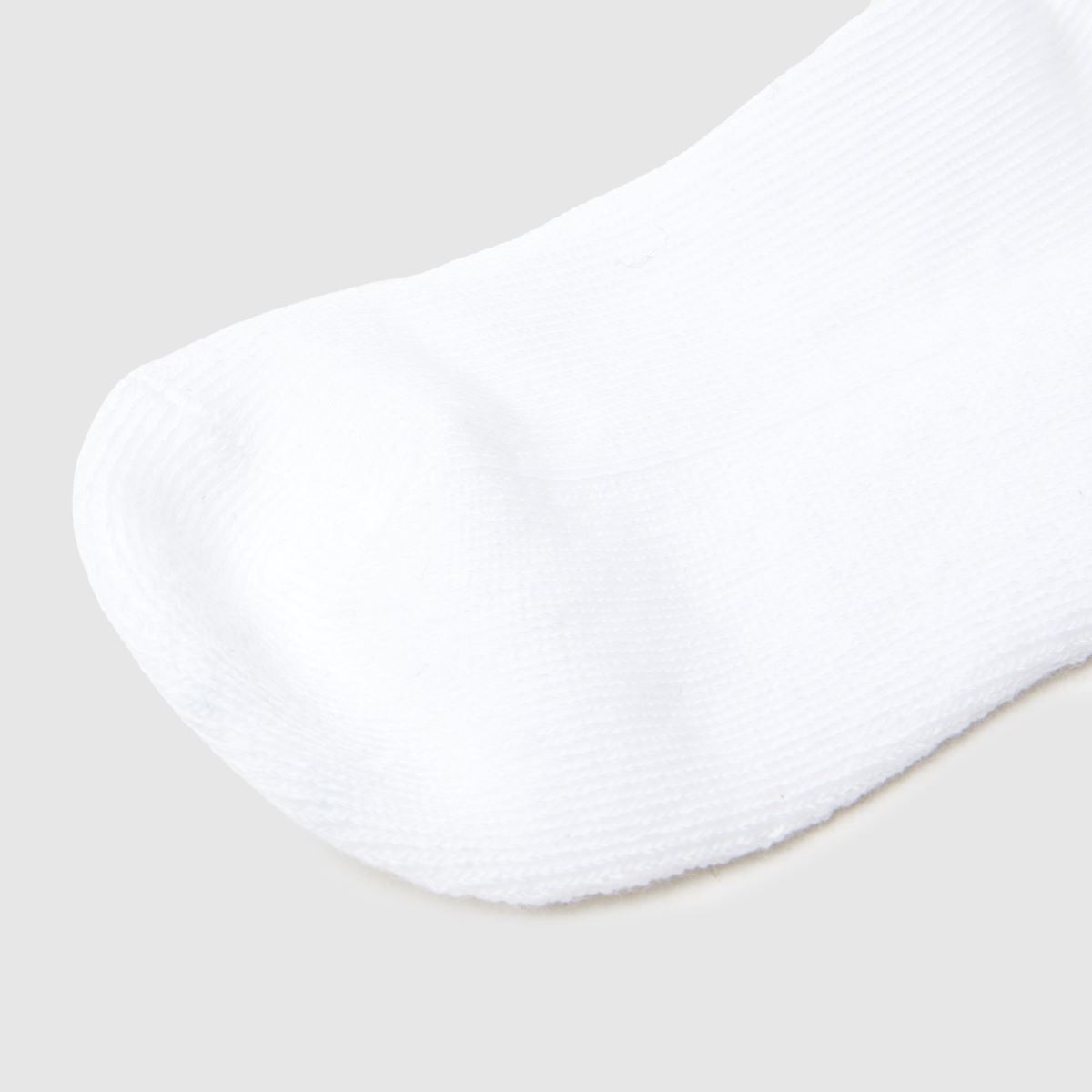 Nike Kids Basic Crew Socks 3 Pack in White Nike Kids Basic Crew Socks 3 Pack 4