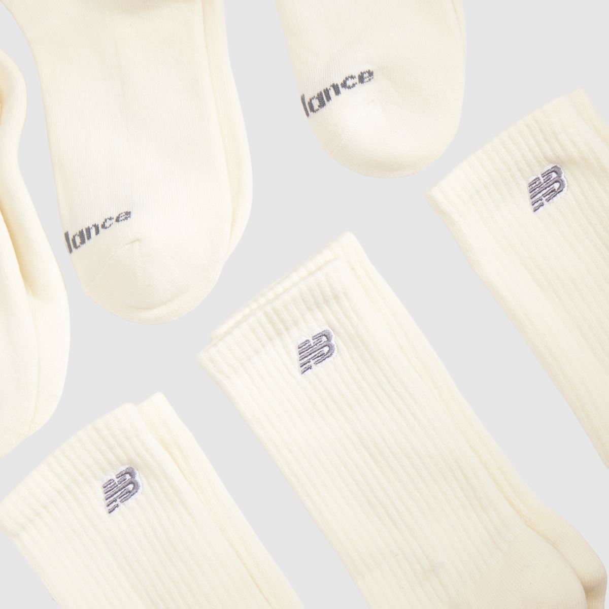 New Balance Kids Crew Socks 6Pk in Off-White New Balance Kids Crew Socks 6Pk 1