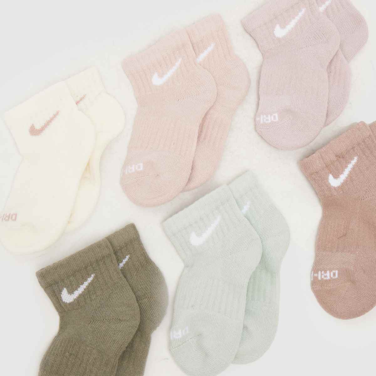 Nike Kids Ankle Sock 6 Pack in Multi Nike Kids Ankle Sock 6 Pack 1