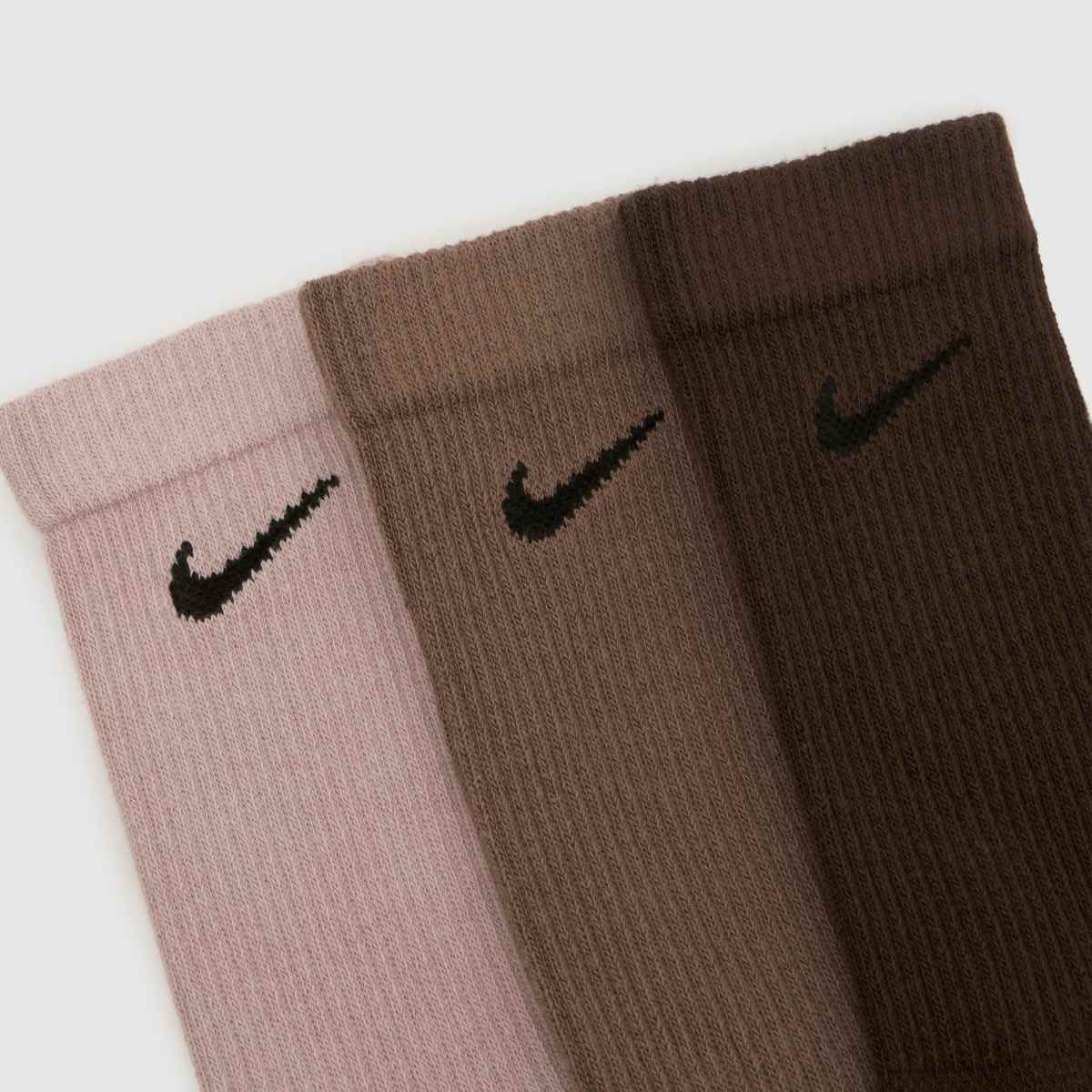 Nike Bunt Everyday Crew Socks 6pk Nike Everyday Crew Socks 6PK 1