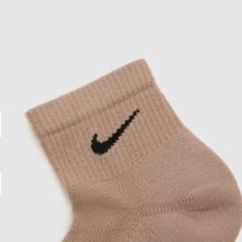 Nike ELEVATED Ankle Socks 3pk in Beige Multi Nike ELEVATED Ankle Socks 3pk,3 of 4
