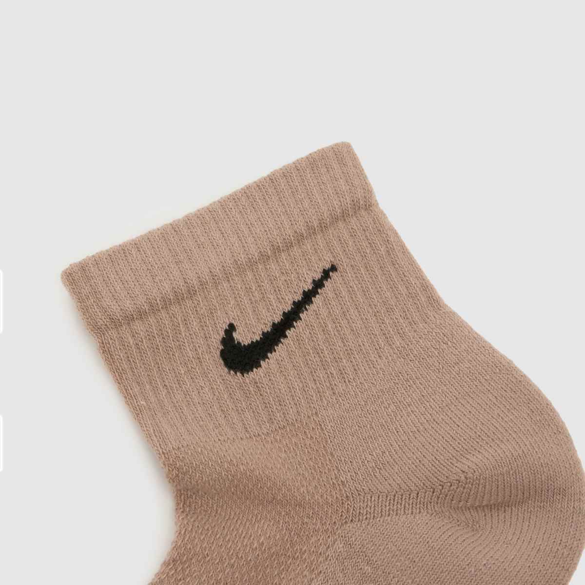 Nike ELEVATED Ankle Socks 3pk in Beige Multi Nike ELEVATED Ankle Socks 3pk 4