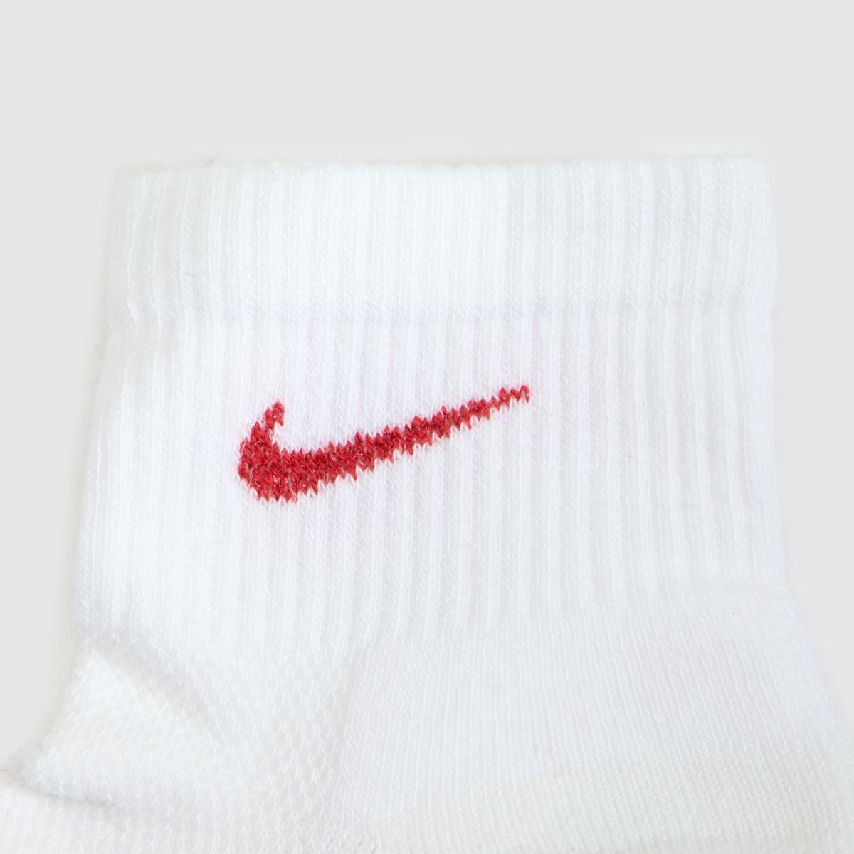 Nike Metallic Ankle Socks 3pk in White Multi Nike Metallic Ankle Socks 3pk 7